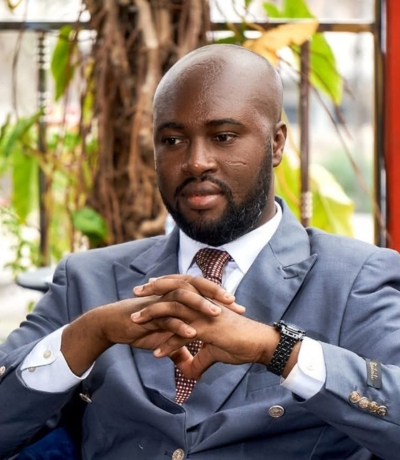Portrait de Boris Mbarga, responsable juridique et fiscal